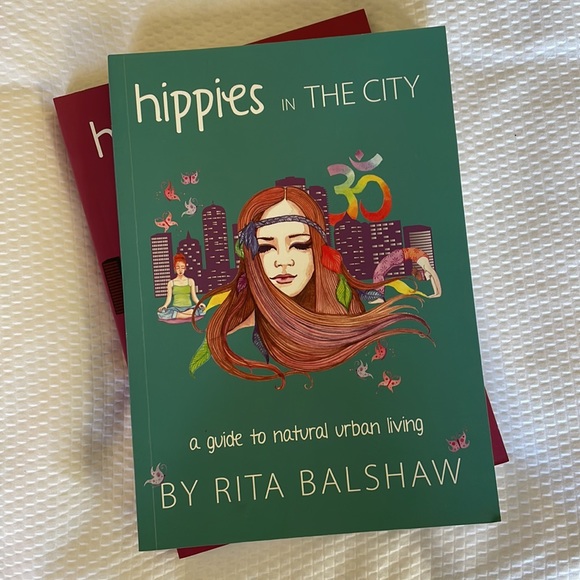 HIPPIES IN THE CITY book 1 + 2 guide and remedies - Picture 3 of 9